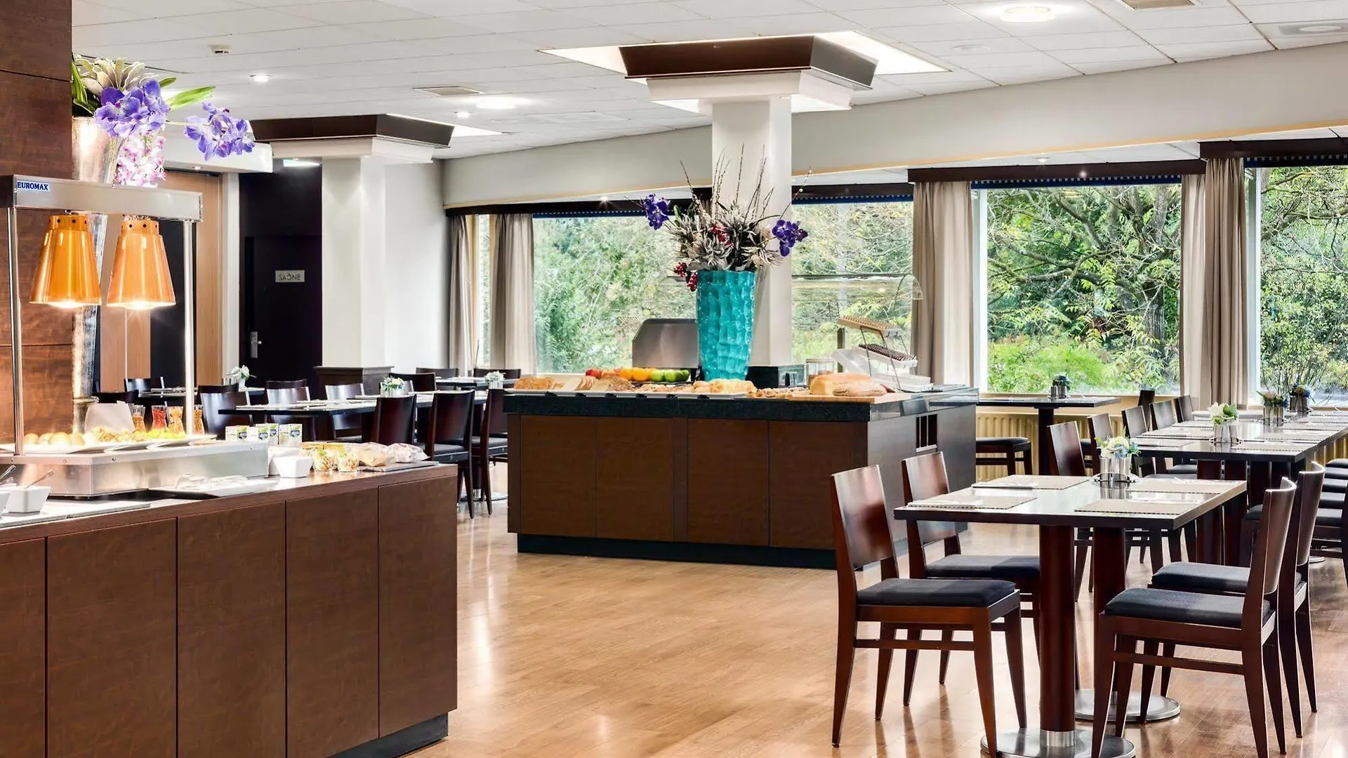 Nh Best Hotel 3*,